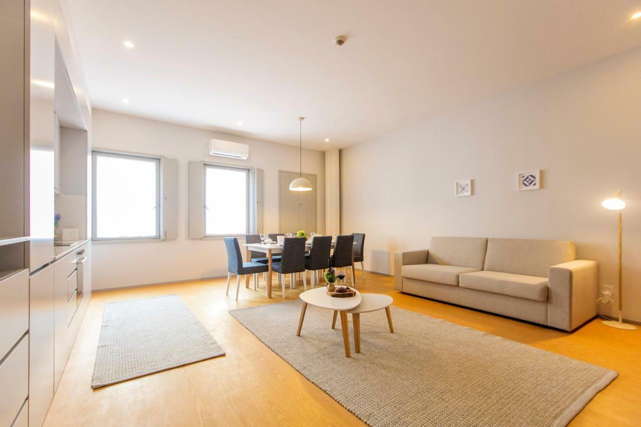 Santa Catarina Downtown III Apartment Порто Екстериор снимка